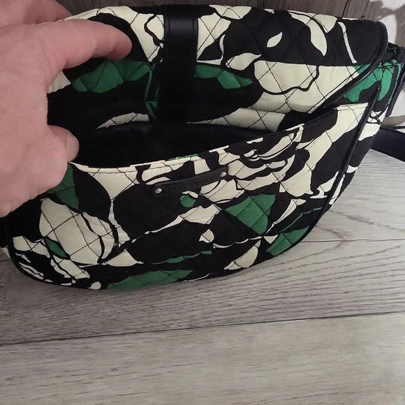 Vera Bradley Imperial Rose Green Black White Slim Saddle Bag Crossbody - Picture 4 of 16